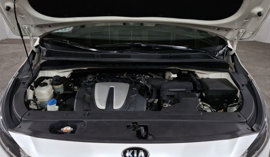 Kia Sedona 3.3 LX AUTO Minivan 2019