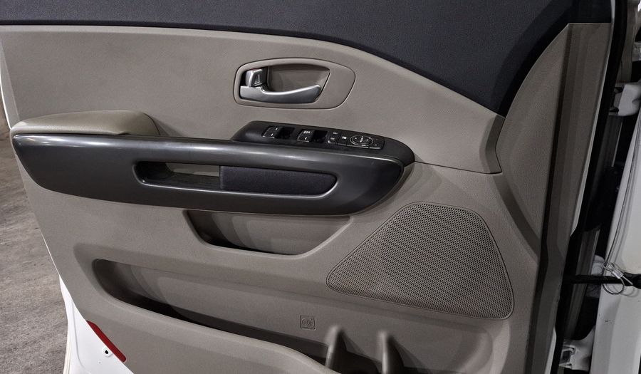 Kia Sedona 3.3 LX AUTO Minivan 2019