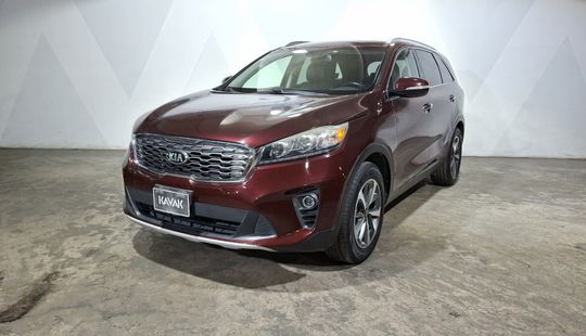 Kia • Sorento