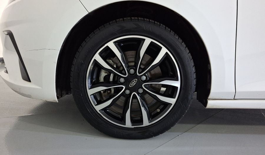 Jac J7 1.5 QUANTUM CVT Hatchback 2022