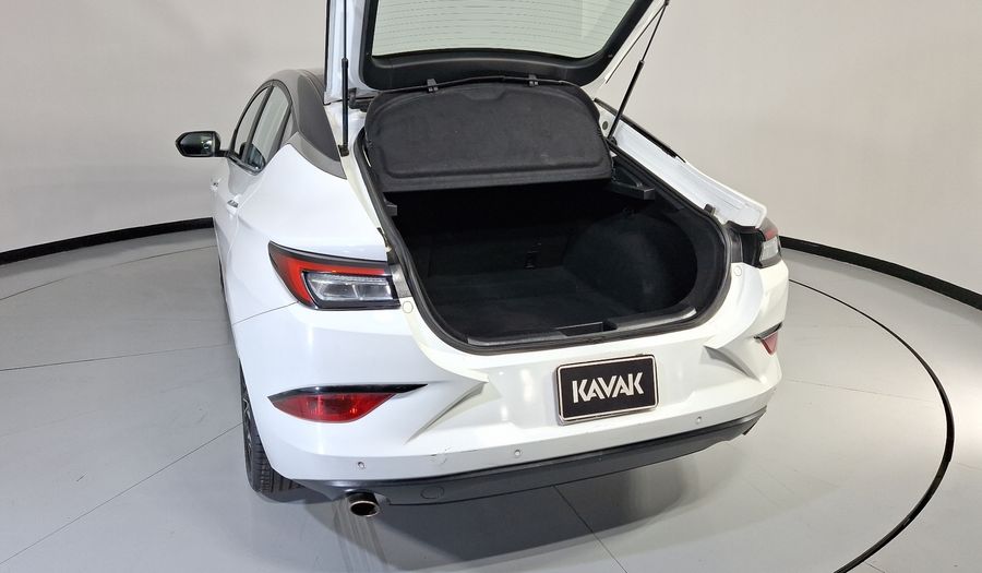 Jac J7 1.5 QUANTUM CVT Hatchback 2022