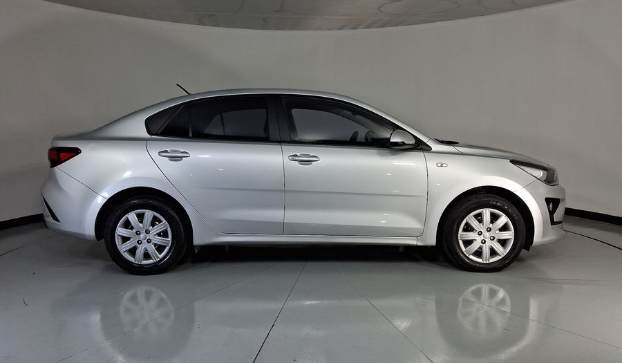 Kia Rio 1.6 L AUTO Sedan 2022