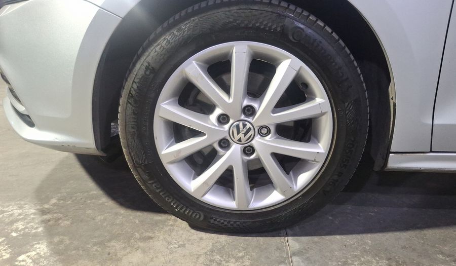 Volkswagen Jetta 2.0 MT Sedan 2016
