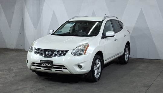 Nissan • Rogue