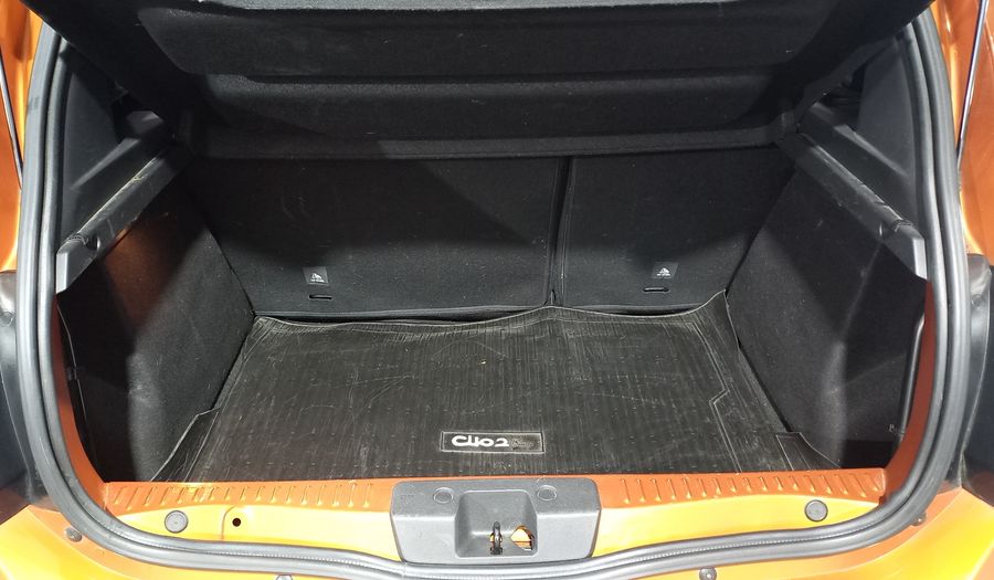 Renault Sandero Stepway 1.6 STEPWAY VOLCOM Hatchback 2019