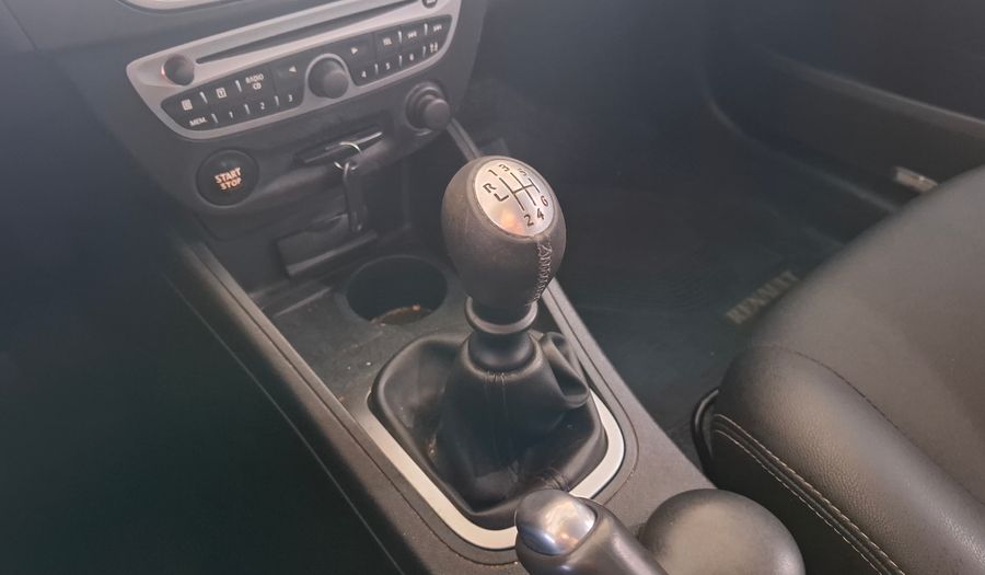 Renault Megane 2.0 MEGANE III LUXE Hatchback 2012