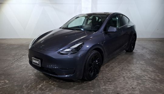 Tesla • Model Y