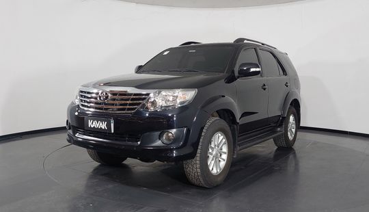 Toyota • SW4
