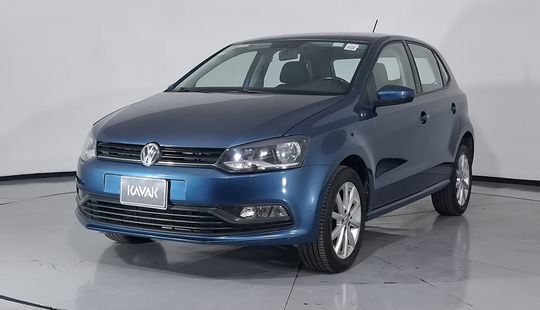 Volkswagen • Polo