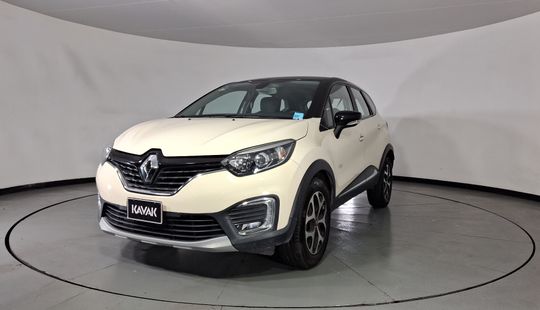 Renault • Captur