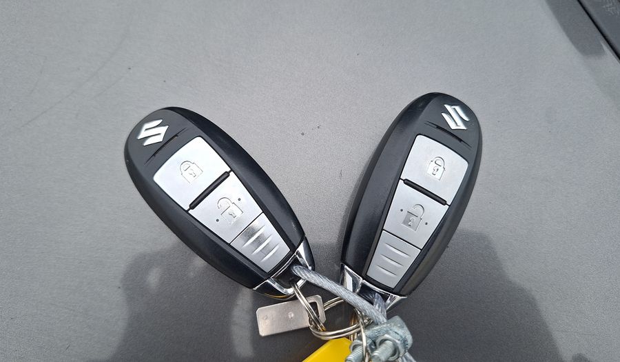 Suzuki Swift 1.2 GLX AUTO Hatchback 2017