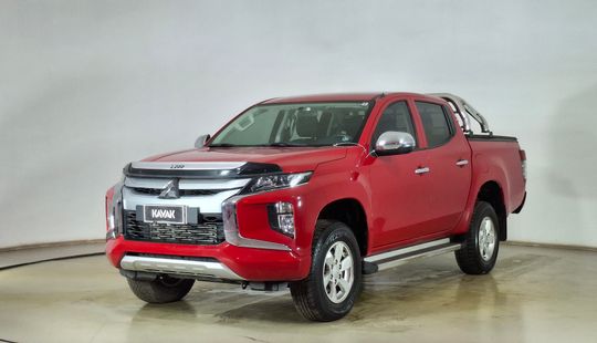 Mitsubishi • L200