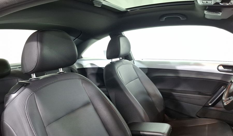 Volkswagen Beetle 2.5 SPORT TIPTRONIC Hatchback 2014