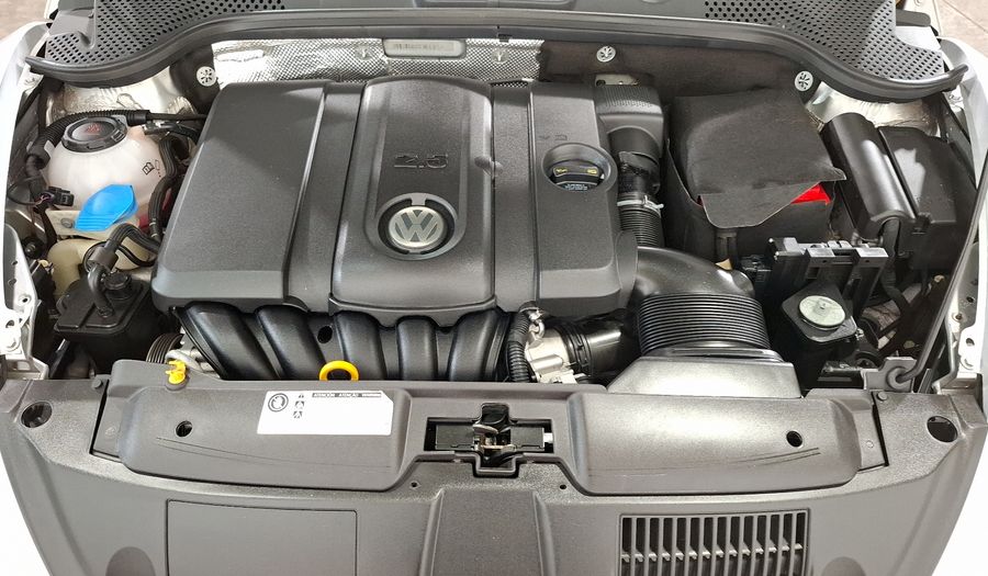 Volkswagen Beetle 2.5 SPORT TIPTRONIC Hatchback 2014