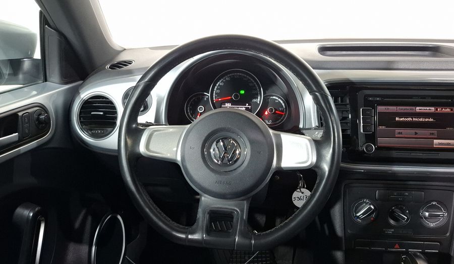 Volkswagen Beetle 2.5 SPORT TIPTRONIC Hatchback 2014