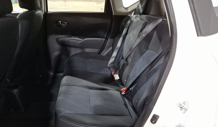 Nissan Note 1.6 ADVANCE CVT Hatchback 2015