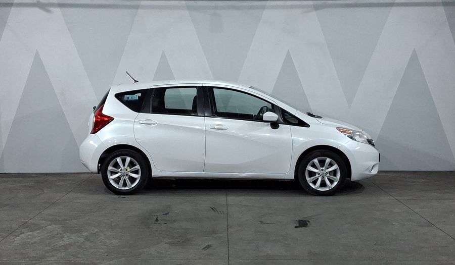 Nissan Note 1.6 ADVANCE CVT Hatchback 2015