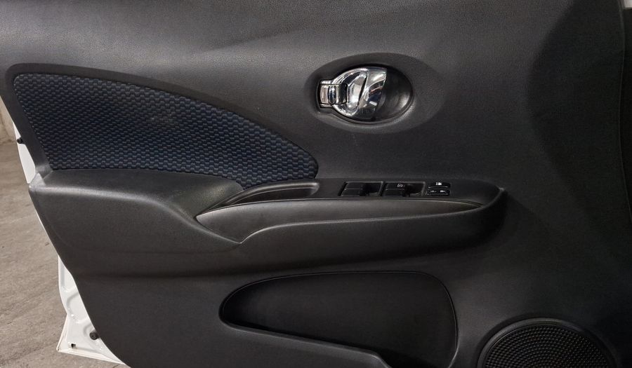 Nissan Note 1.6 ADVANCE CVT Hatchback 2015