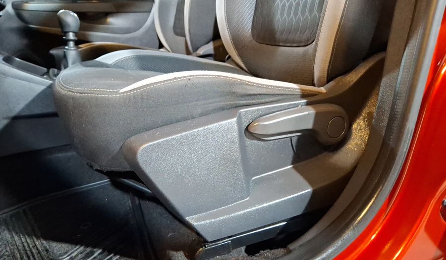 Renault Captur 2.0 INTENS DEH Hatchback 2020