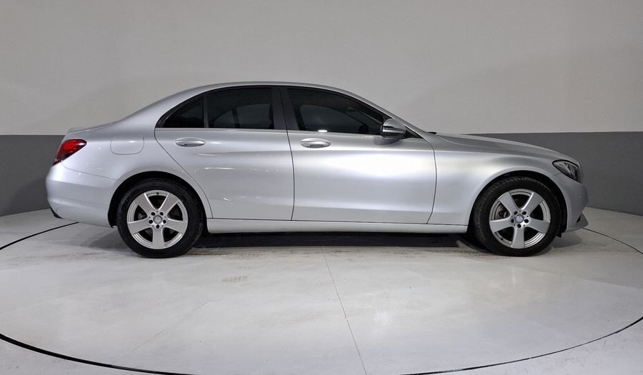 Mercedes Benz Clase C 1.6 180 CGI AT Sedan 2017