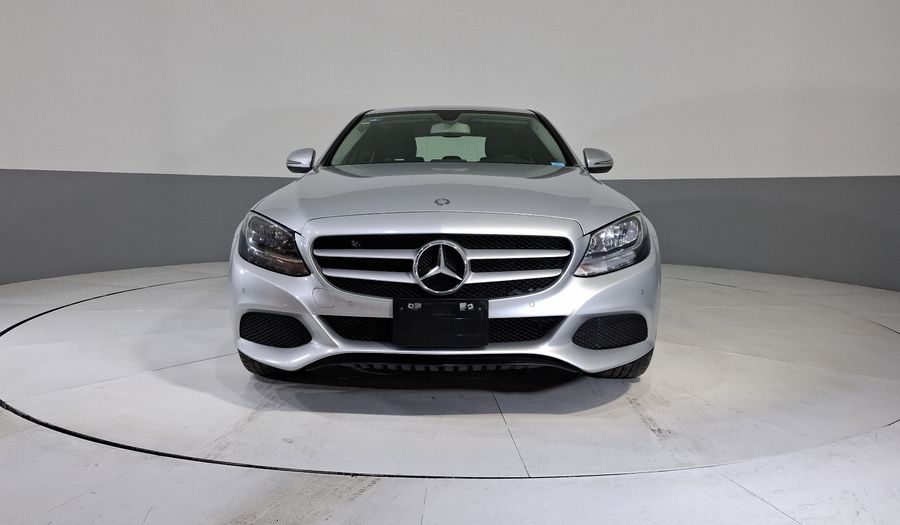 Mercedes Benz Clase C 1.6 180 CGI AT Sedan 2017