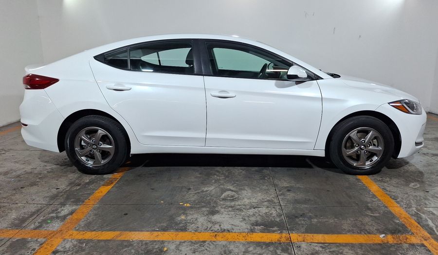 Hyundai Elantra 2.0 GLS AT Sedan 2017