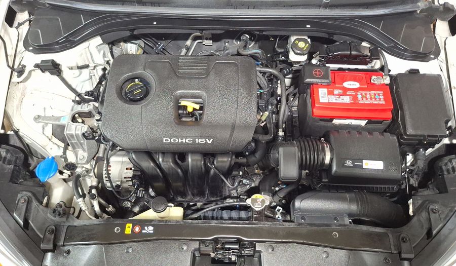 Hyundai Elantra 2.0 GLS AT Sedan 2017