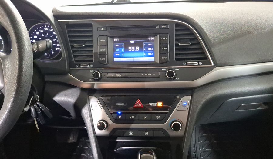 Hyundai Elantra 2.0 GLS AT Sedan 2017
