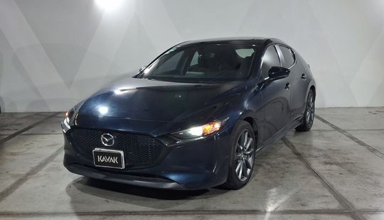 Mazda • Mazda 3