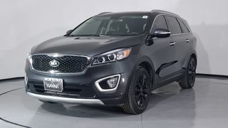 Kia • Sorento