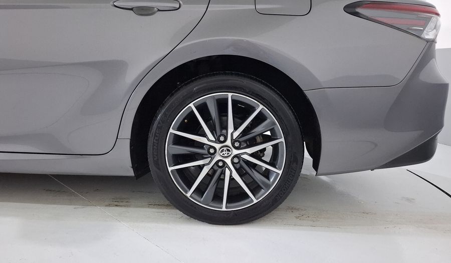 Toyota Camry 2.5 HEV XLE AUTO Sedan 2021