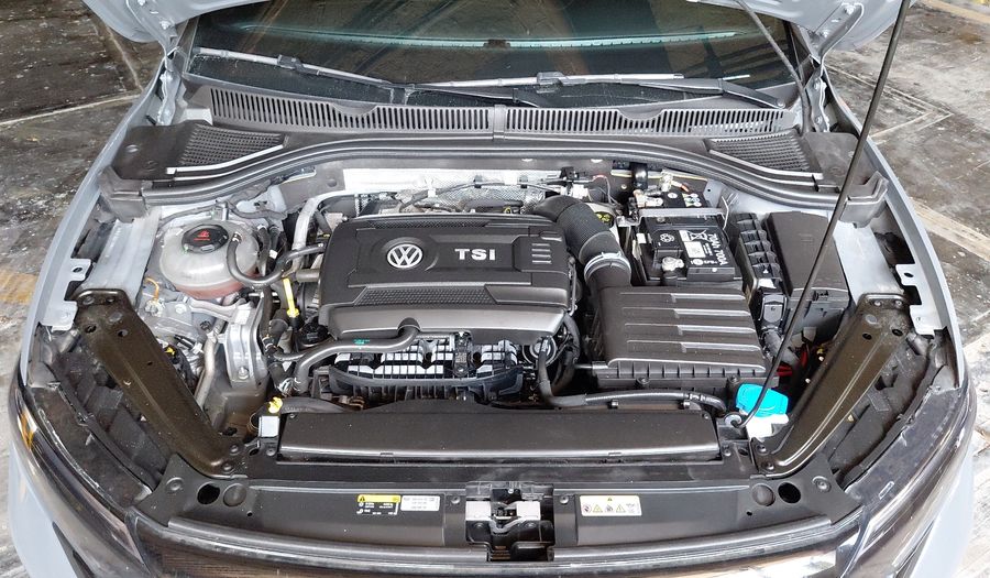 Volkswagen Jetta 2.0 GLI 40 ANIVERSARIO DSG Sedan 2024