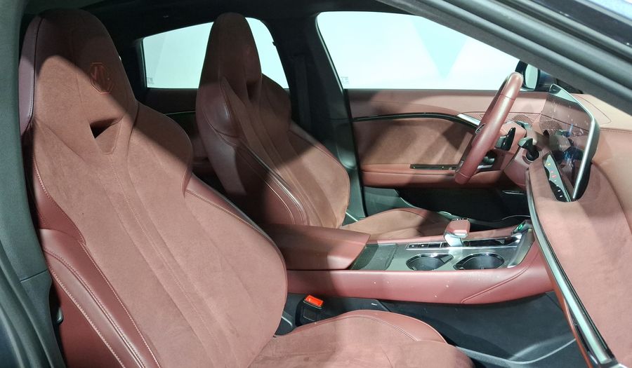 Mg 7 2.0 TROPHY AUTO Hatchback 2025
