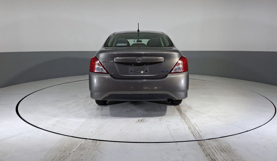 Nissan Versa 1.6 SENSE TA AC Sedan 2016