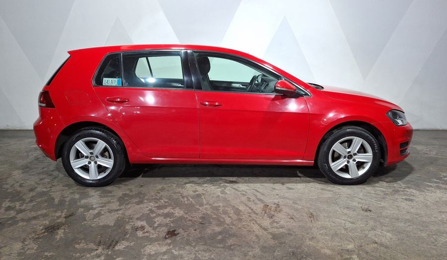 Volkswagen Golf 1.4 TRENDLINE MT Hatchback 2016