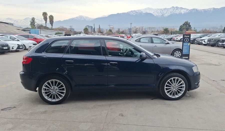 Audi A3 1.2 TFSI ATTRACTION SPORTBACK Hatchback 2013