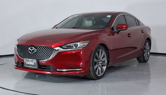 Mazda • Mazda 6