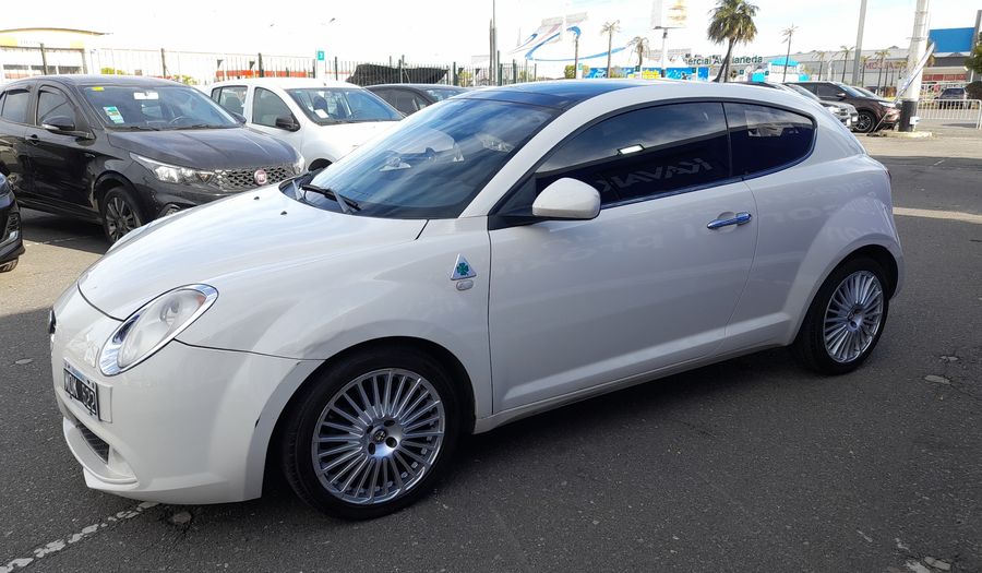 Alfa Romeo Mito 1.4T 135HP M.AIR S/S DISTINCTIVE TCT Hatchback 2013