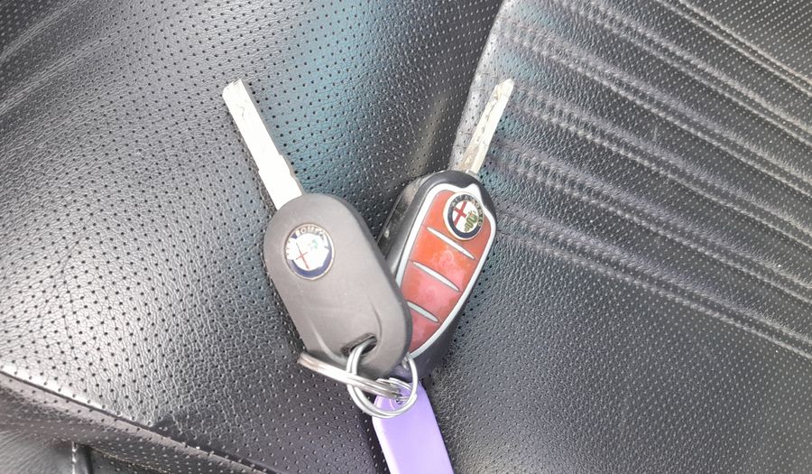 Alfa Romeo Mito 1.4T 135HP M.AIR S/S DISTINCTIVE TCT Hatchback 2013