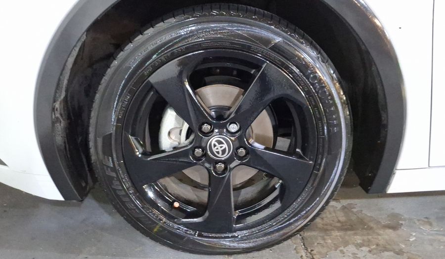 Toyota Prius 1.8 HEV PREMIUM AUTO Hatchback 2024