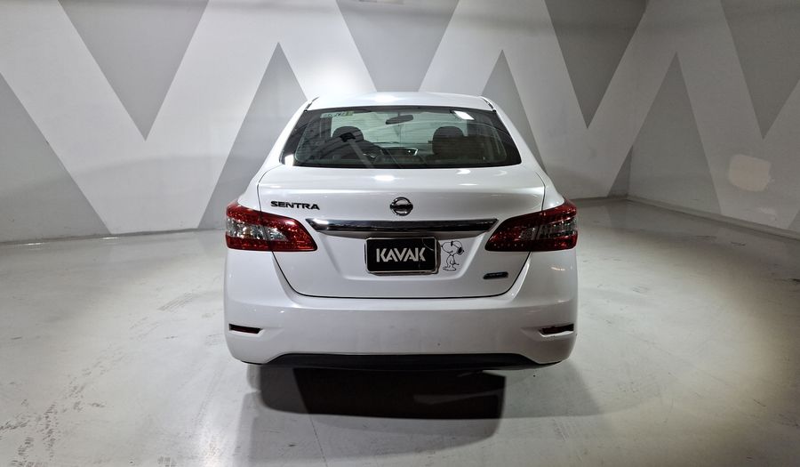 Nissan Sentra 1.8 ADVANCE MT Sedan 2015