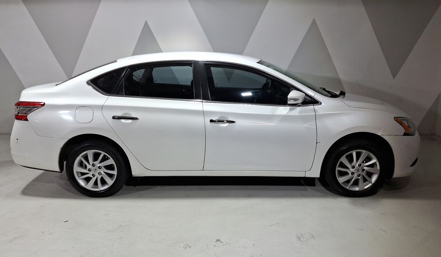 Nissan Sentra 1.8 ADVANCE MT Sedan 2015