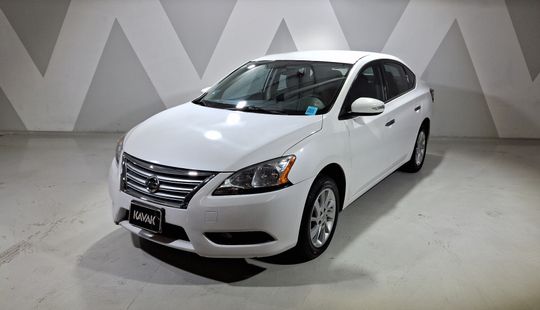 Nissan • Sentra