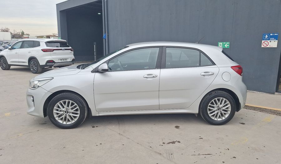 Kia Rio 5 1.4 EX FULL 5HB Hatchback 2018