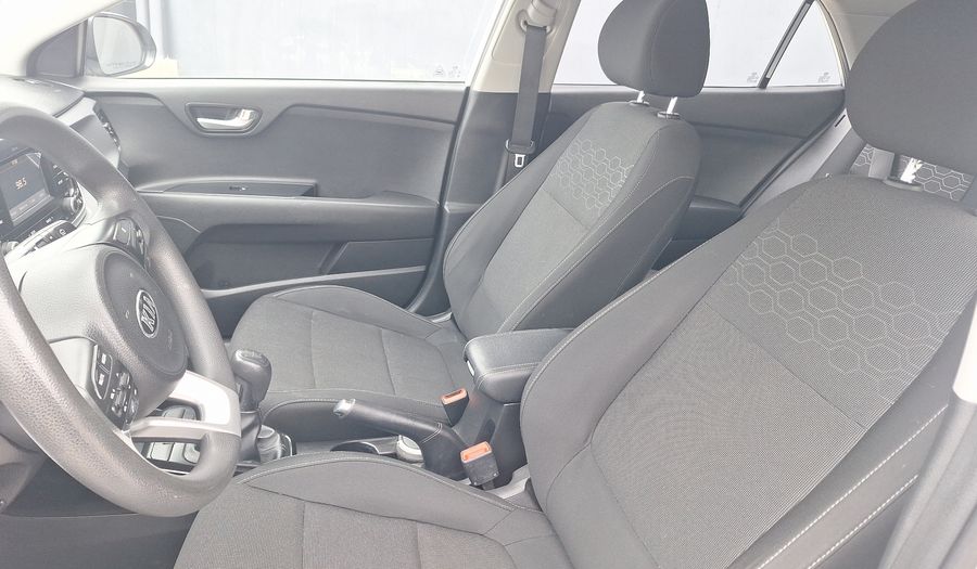 Kia Rio 5 1.4 EX FULL 5HB Hatchback 2018