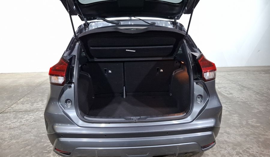 Nissan Kicks 1.6 PLATINUM LTS XTRONIC Suv 2024