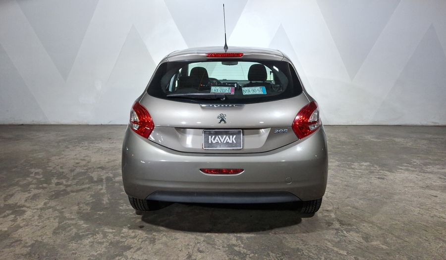 Peugeot 208 1.6 ALLURE AT Hatchback 2015