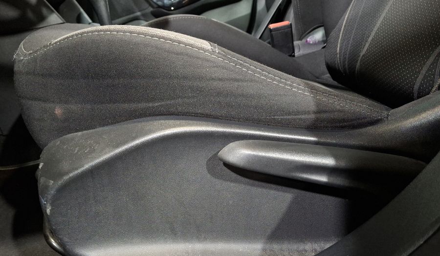 Peugeot 208 1.6 ALLURE AT Hatchback 2015