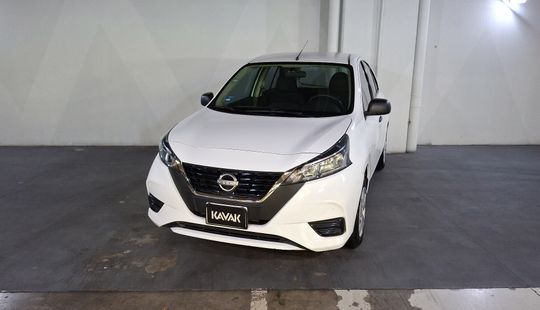 2023 • 64,086 km • Manual