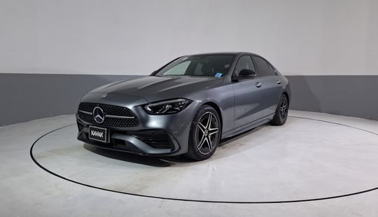 Mercedes Benz • Clase C